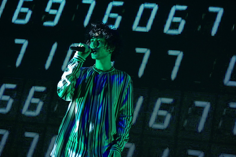 藤井 風、初の武道館ライブが終了＆新曲「へでもねーよ」「青春病」を2