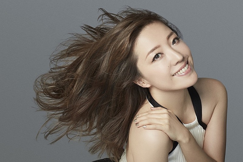 平原綾香、“アドベンチャーワールド”新テーマソング「5つの魔法」開園