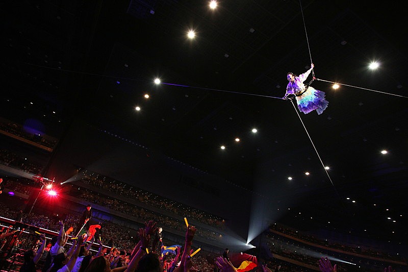 DREAMS COME TRUE、3Dフライトによる“空飛ぶ吉田美和”と共にドリカム