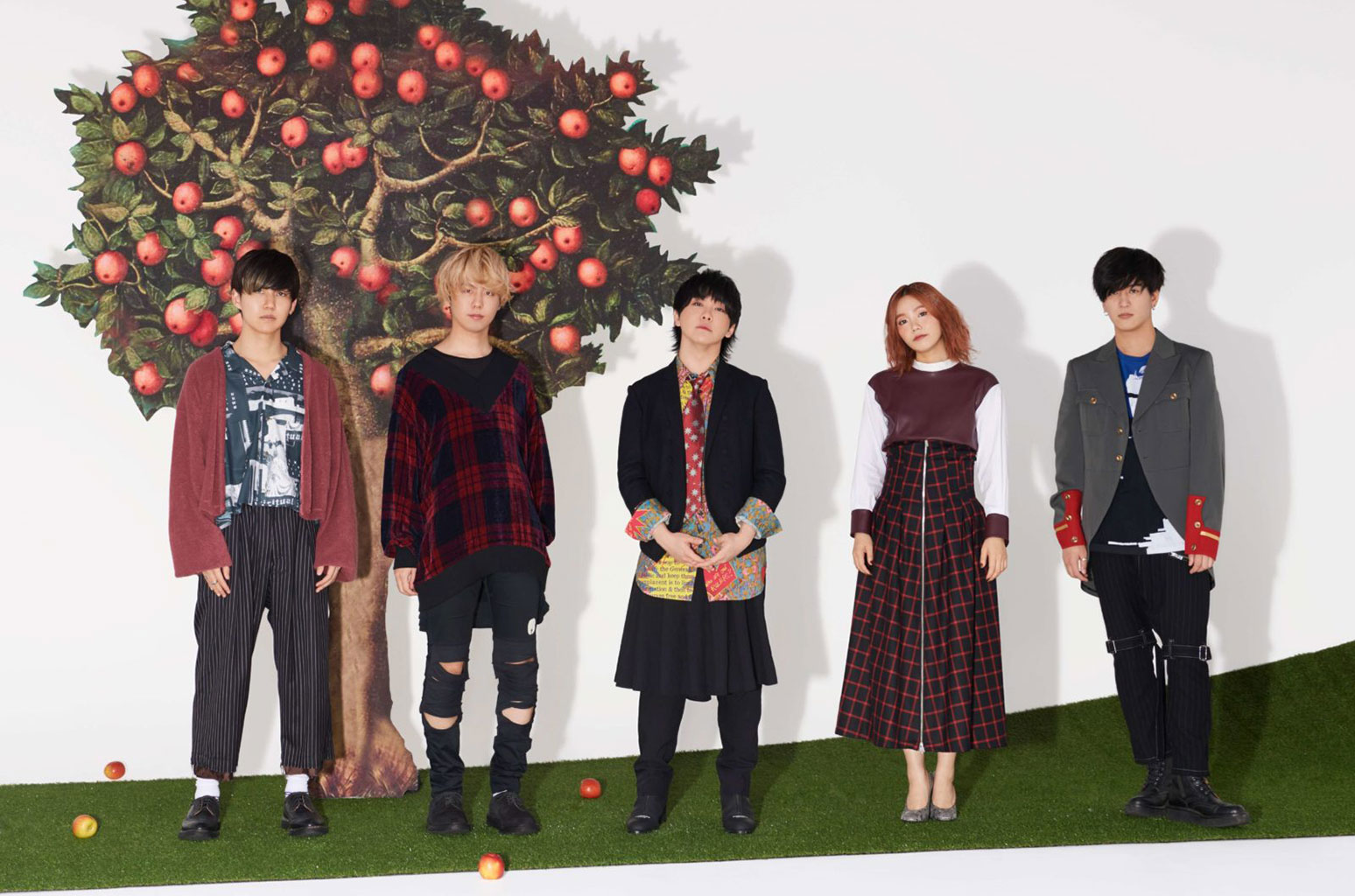 J-Pop Band Mrs. GREEN APPLE Shares New 'CHEERS' Video: Watch