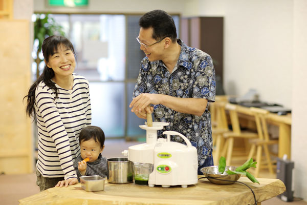 グリーンパワージューサー」コールドプレス・低速圧搾ツインギア