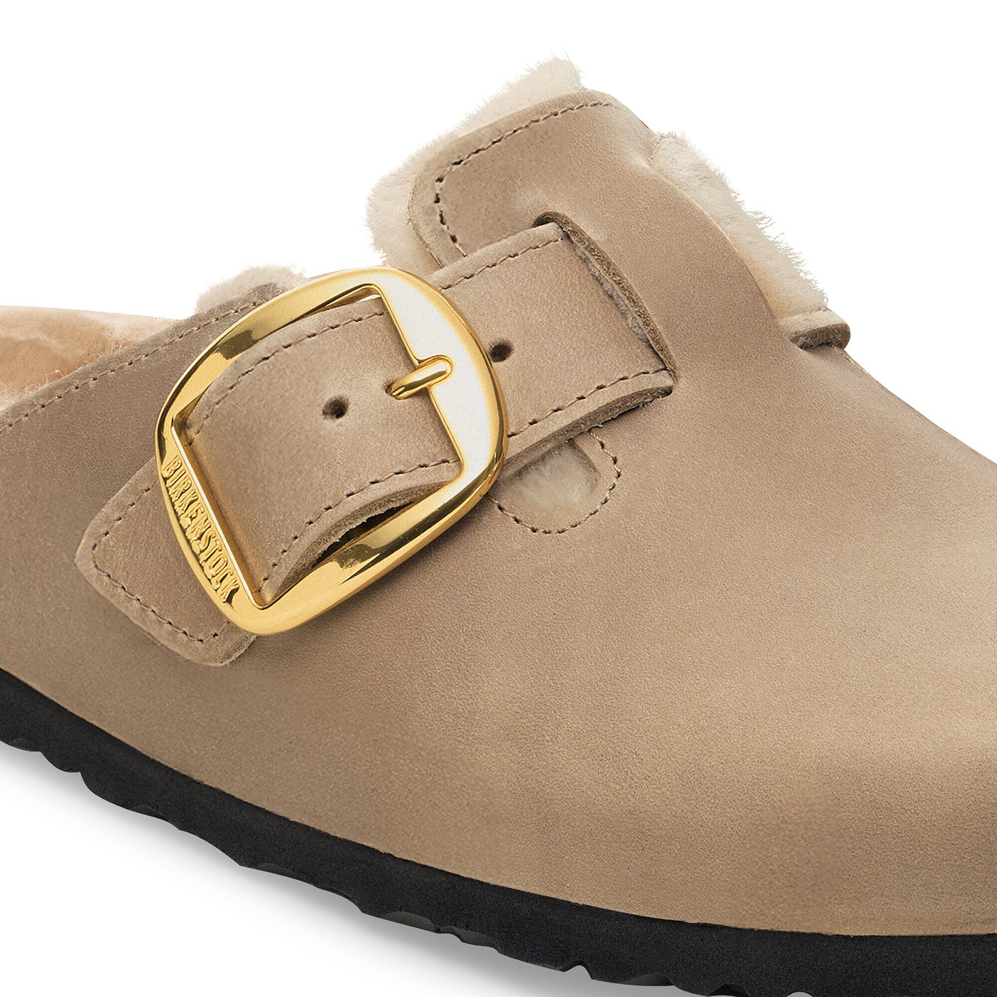 Boston Big Buckle Shearling Oiled Leather in Color Tobacco Brown