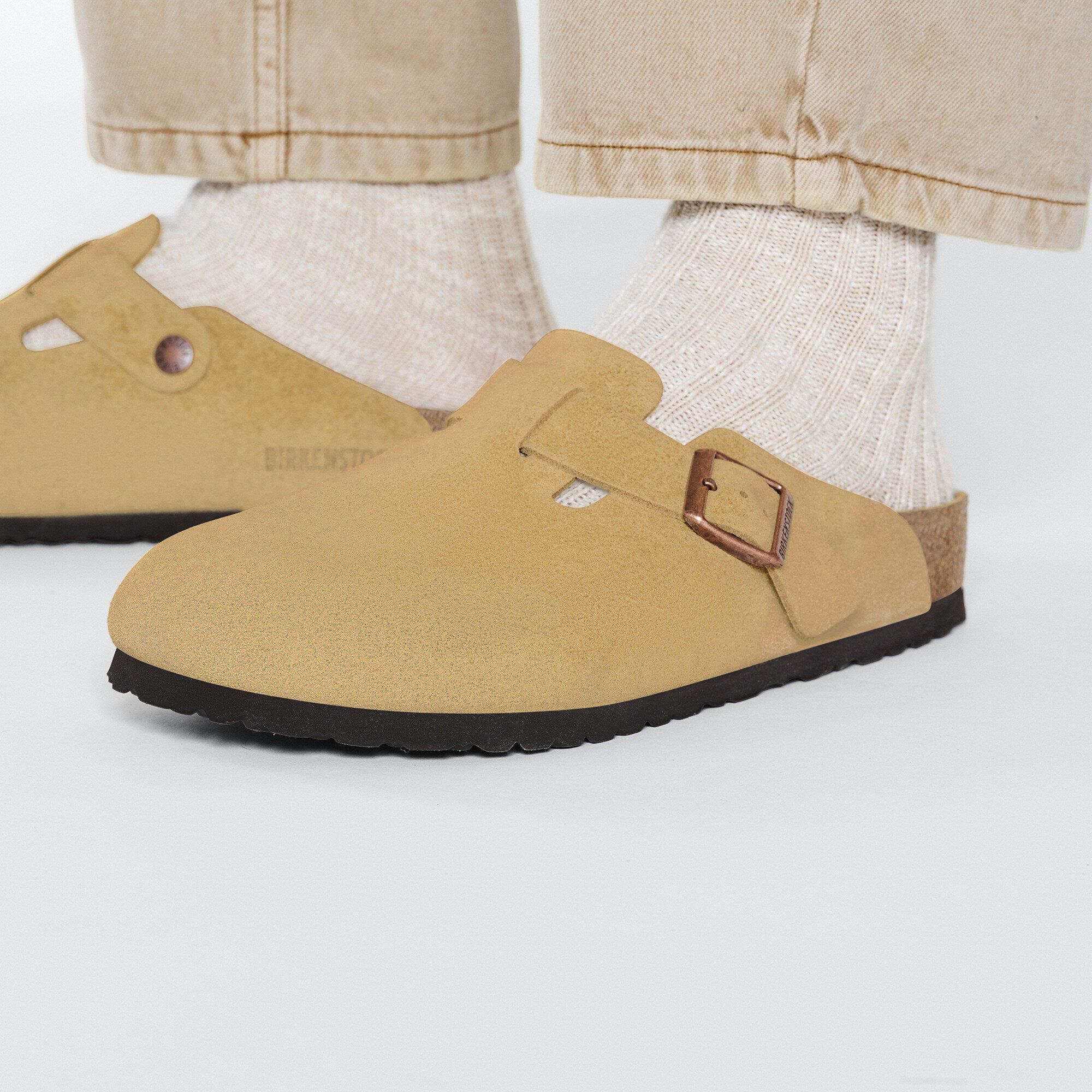 Boston Suede Leather in Color Latte Cream | BIRKENSTOCK US