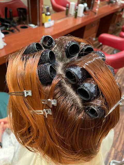 最新トレンド！韓国ヘアで話題沸騰！SNSでも人気の根元パーマをやって