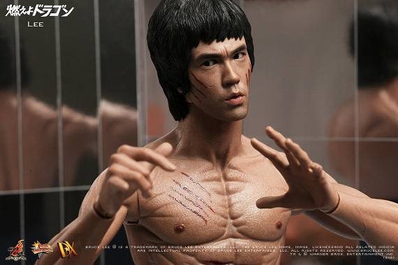 燃えよドラゴン ブルース・リー ホットトイズ1/6フィギュア