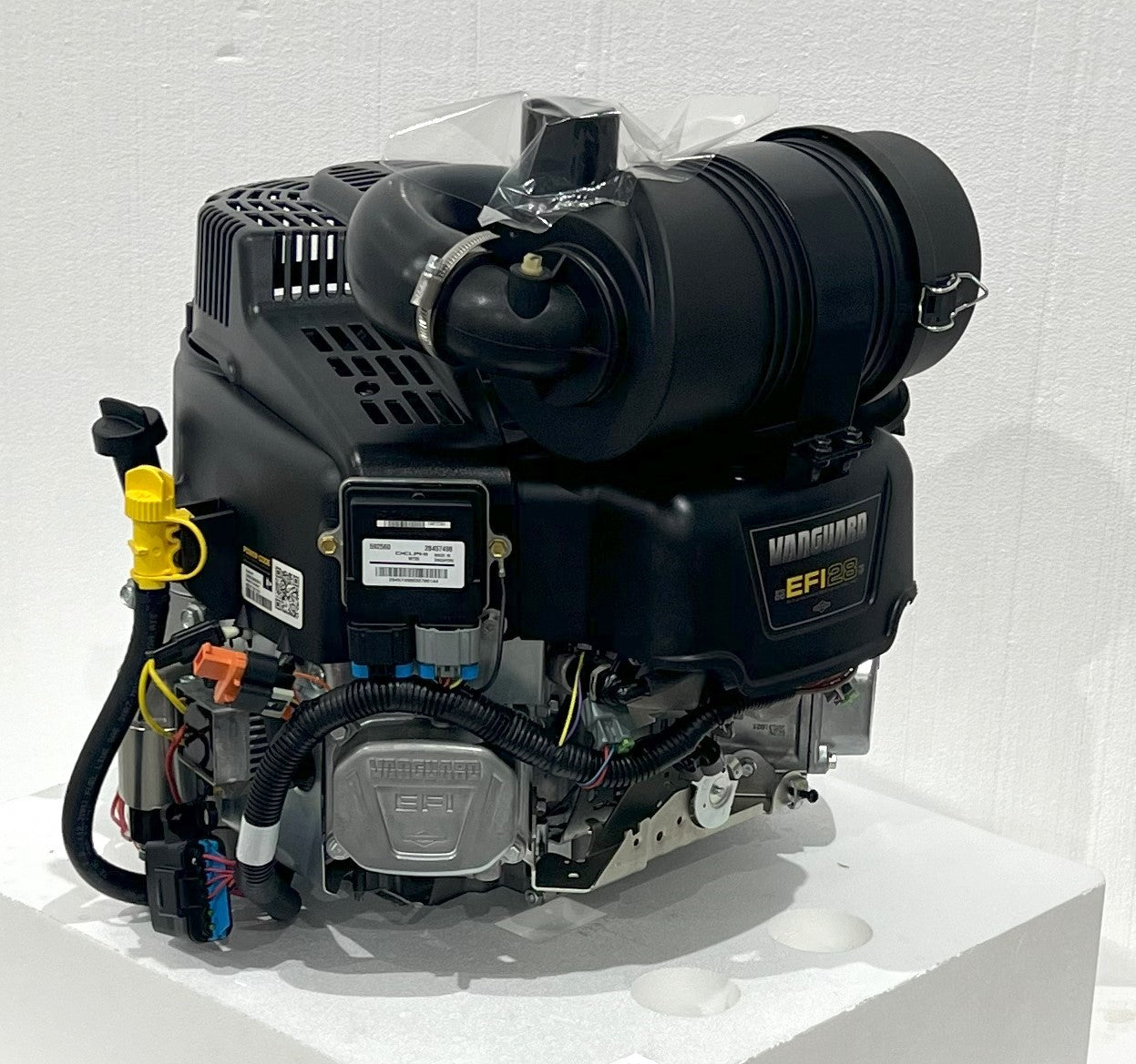 Briggs & Stratton 28 HP 810cc EFI Vanguard Engine 1-1/8