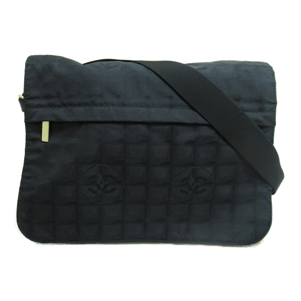 シャネル(CHANEL)シャネル ニュートラベルライン ショルダーバッグ