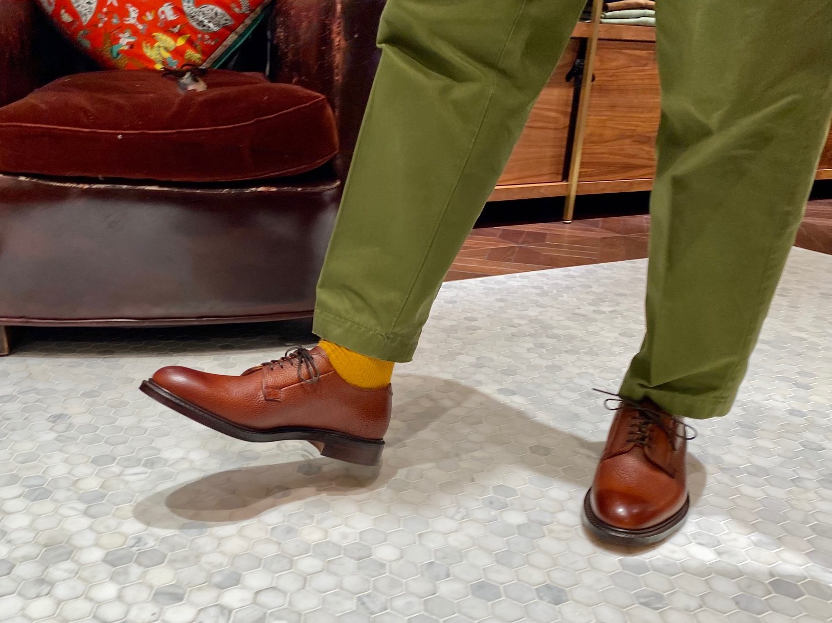 ケンゴン！？ジョセフ チーニーとのコラボシューズ入荷！｜Drake's銀座