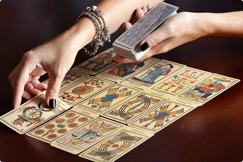 タロットリーディングマスター資格取得講座｜通信教育講座・資格の