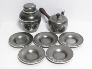 玉川堂 亀甲文 鎚起銅製茶器揃(茶筒 建水 茶托) | 骨董品買取・和楽器