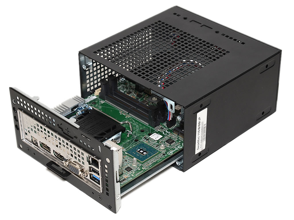 サイズも性能も妥協しない。新世代“Mini-STX”の超小型マシン、ASRock