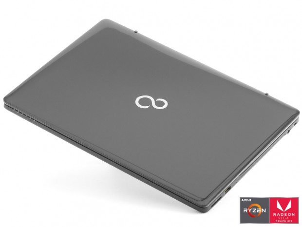 Ryzen 3 2300U搭載のコスパ重視ノートPC、富士通FMV「LIFEBOOK AH43/D1