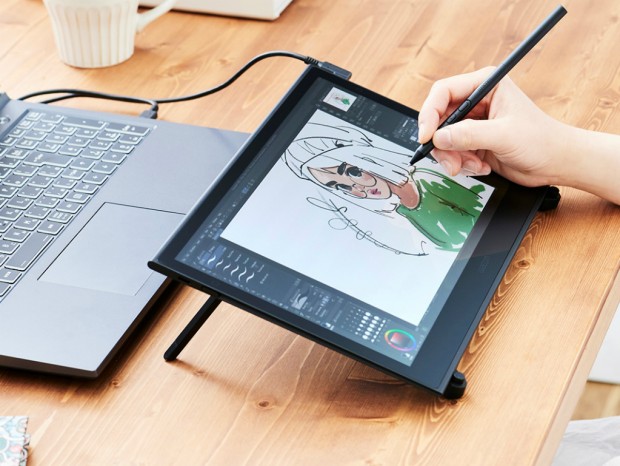 ワコム、初の有機EL採用薄型・軽量ペンタブレット「Wacom Movink 13