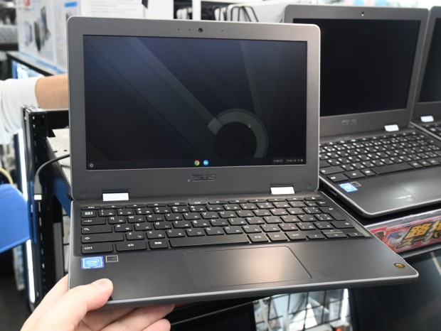 お買い得中古品情報) 普通に動く「ASUS Chromebook Flip C214MA」の
