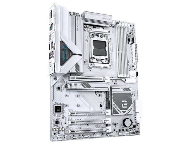 GIGABYTE、AMD B850チップ搭載のオールホワイト仕様マザーボード「B850
