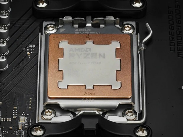 Ryzen 7000シリーズのグリスはみ出しを防ぐ銅製ガードプレートが