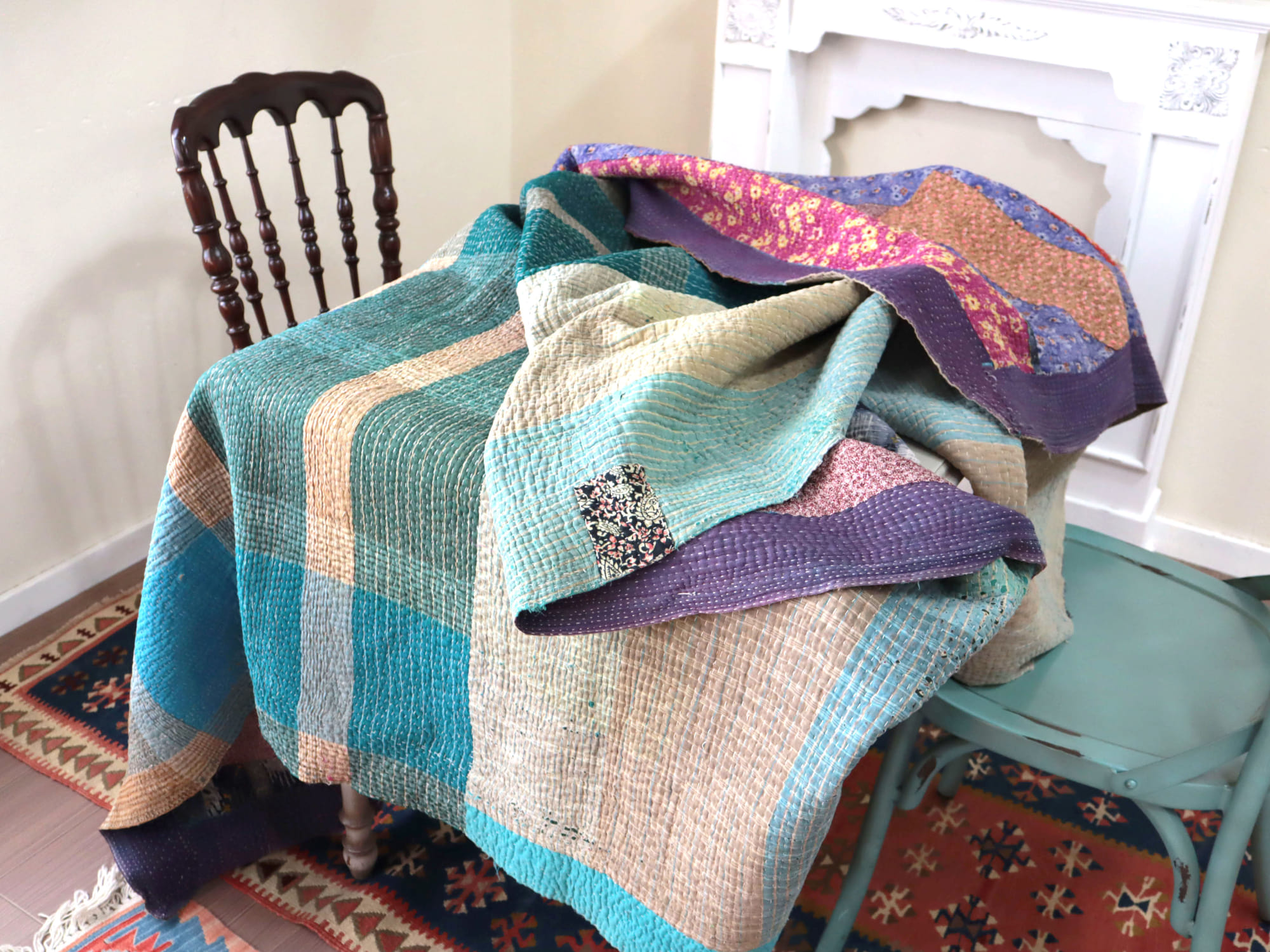 カンタ刺繍 ラリーキルト インドの古布210×152cm パープル系のパッチ