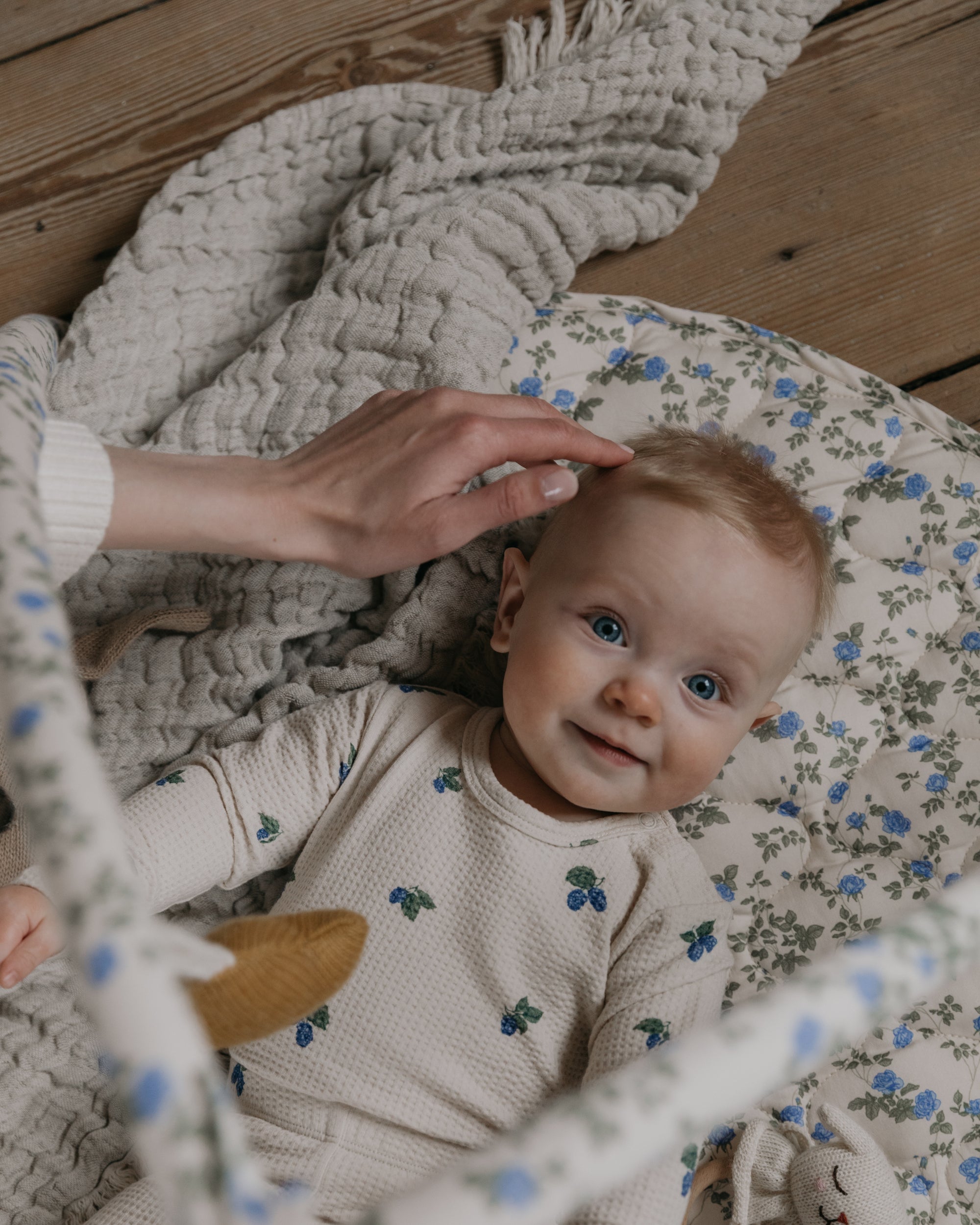 Mellow Blanket – Garbo&Friends