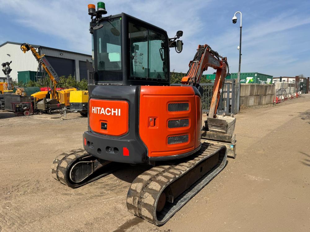 HITACHI ZX48U-6 CLR - Gleneden