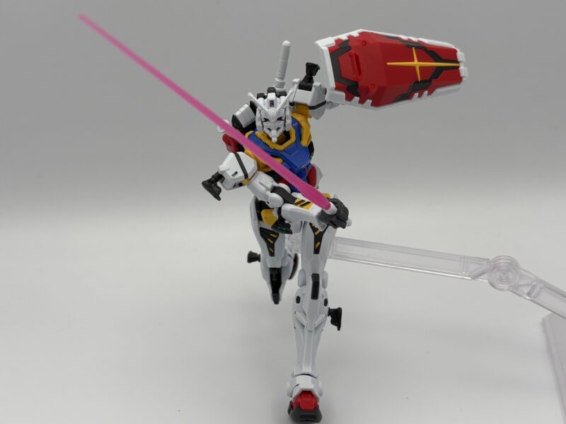 新商品紹介】「HG 1/144 白いガンダム」＆「HG 1/144 シャア専用ザク