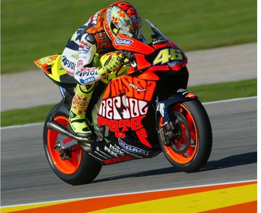 GPコレクションホビー館 ｜ [SET OF 2]1/12 V.ROSSI WINNING VALENCIA