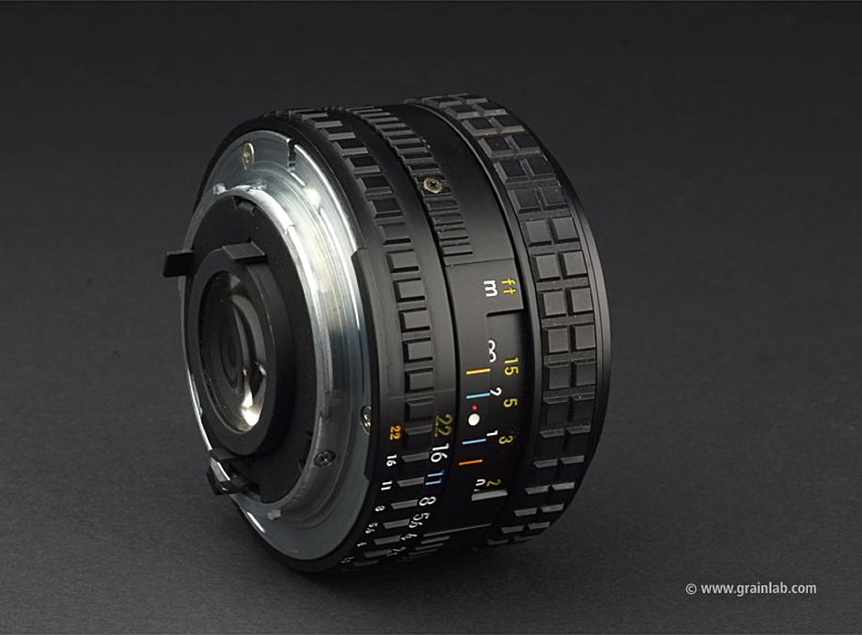 Nikon Series-E 35mm f/2.5 - Grainlab