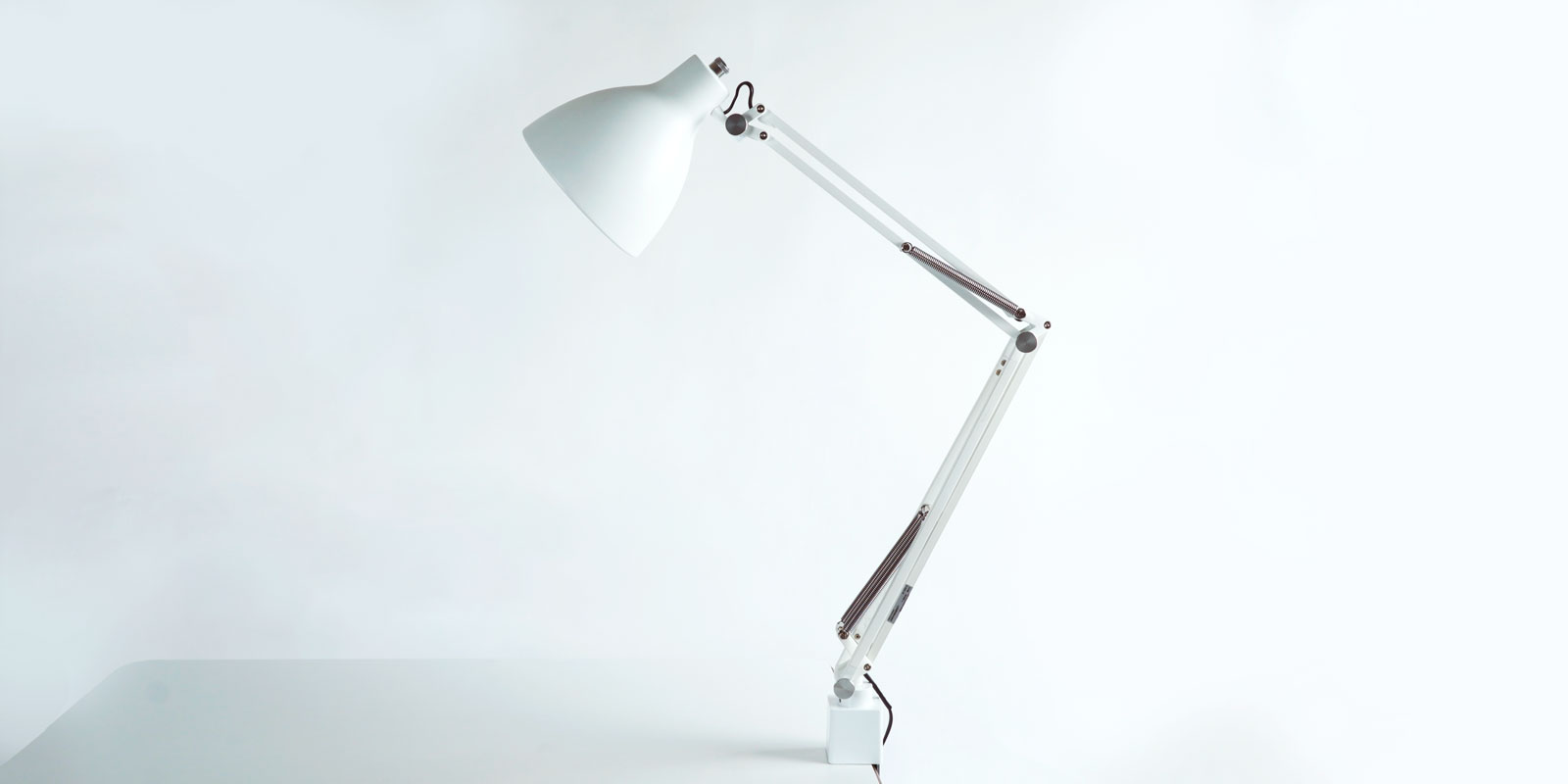 Zライト・ホワイト | D&DEPARTMENT