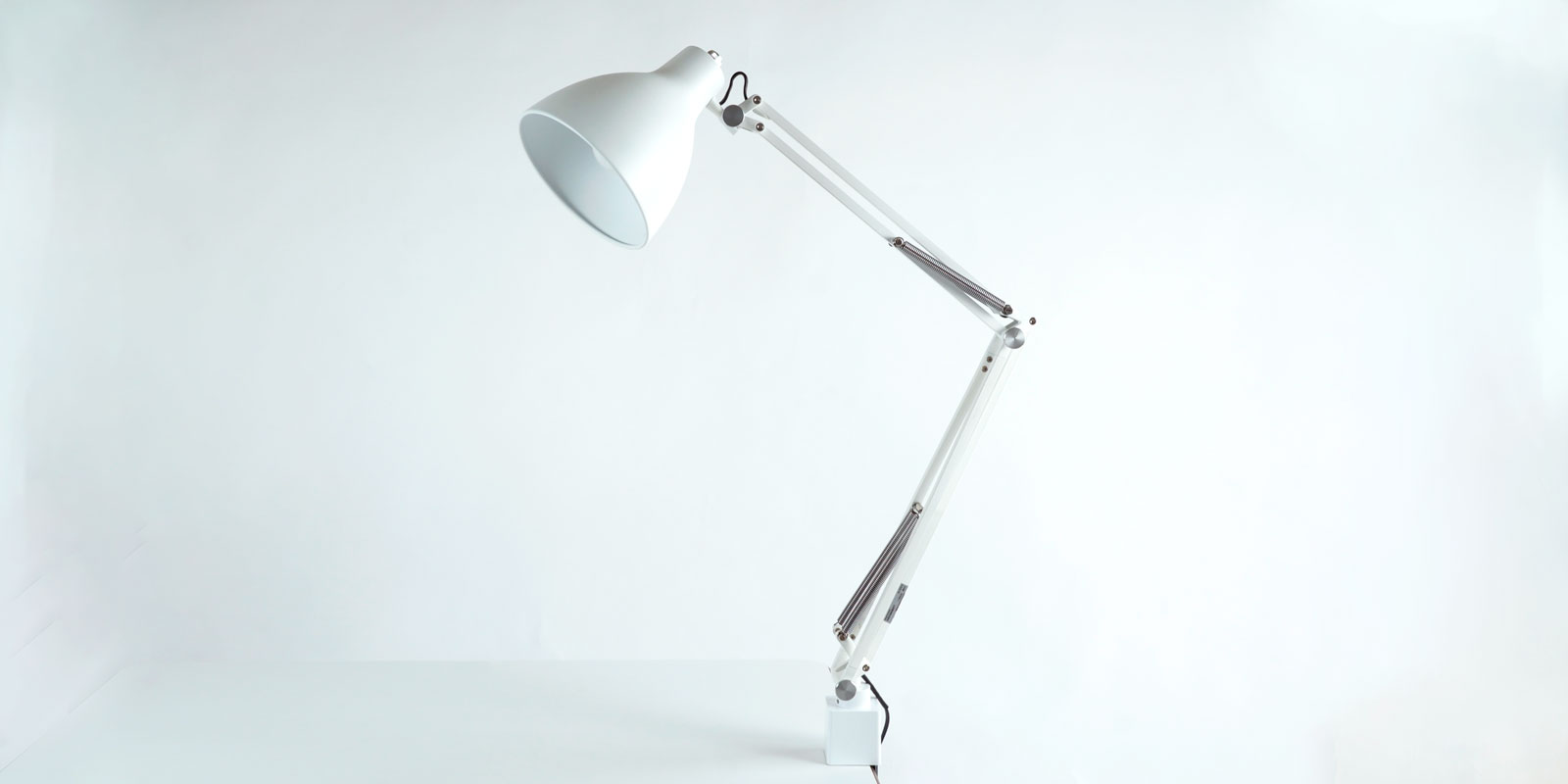 Zライト・ホワイト | D&DEPARTMENT