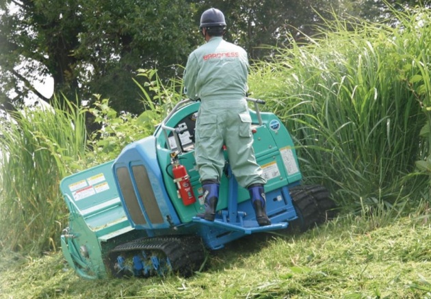 緊急】共栄社バロネス製HM1560K（新車）の限定1台で販売受付ます