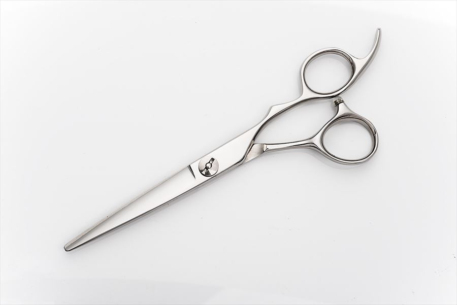 美容ハサミのメーカー DOWA INTERNATIONAL 飛燕シザー 日本のシザー