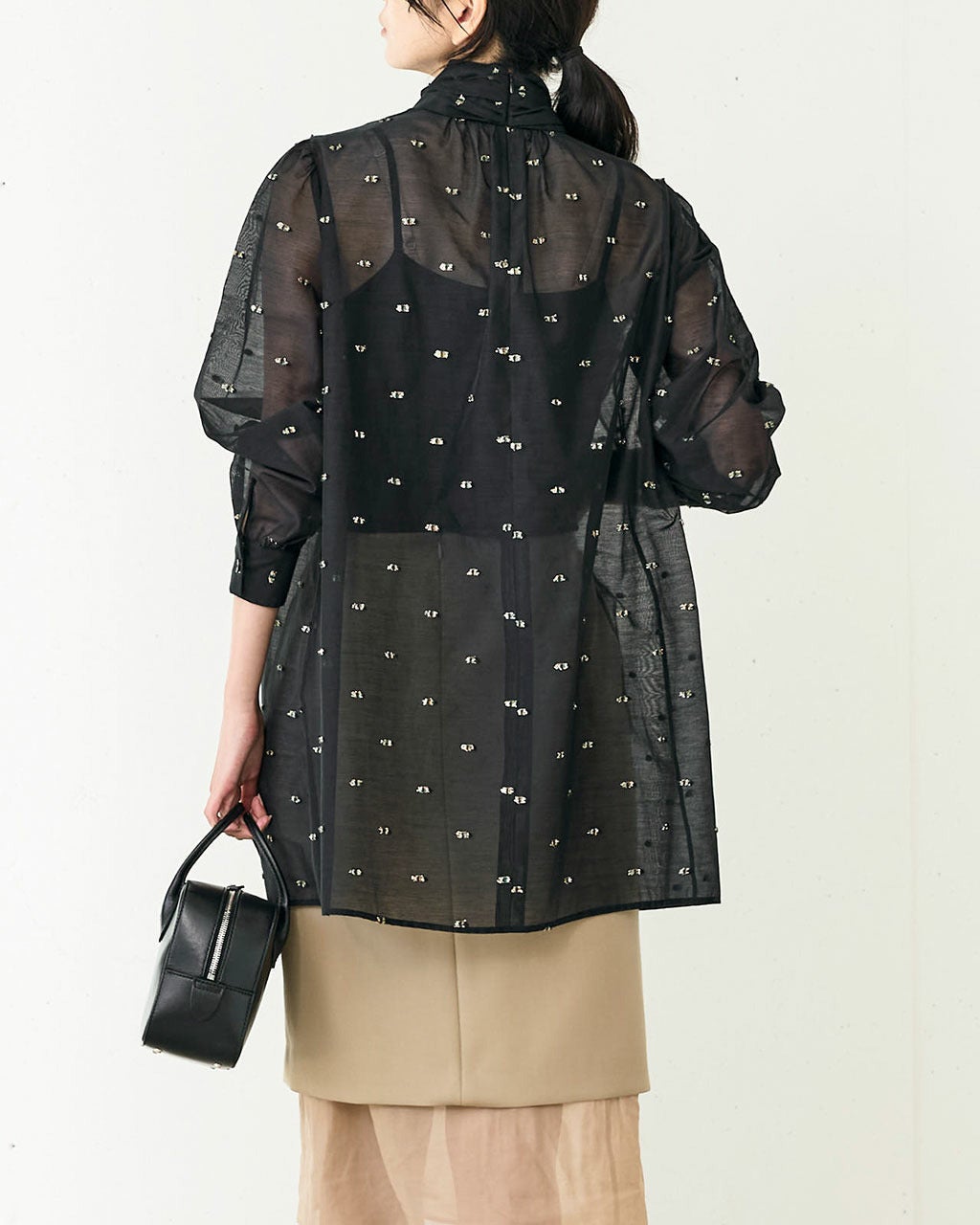 シアージャカード・ボウタイブラウス/DoCLASSE