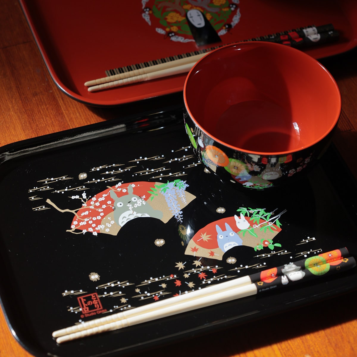 千と千尋の神隠し 塗トレー | どんぐり共和国そらのうえ店