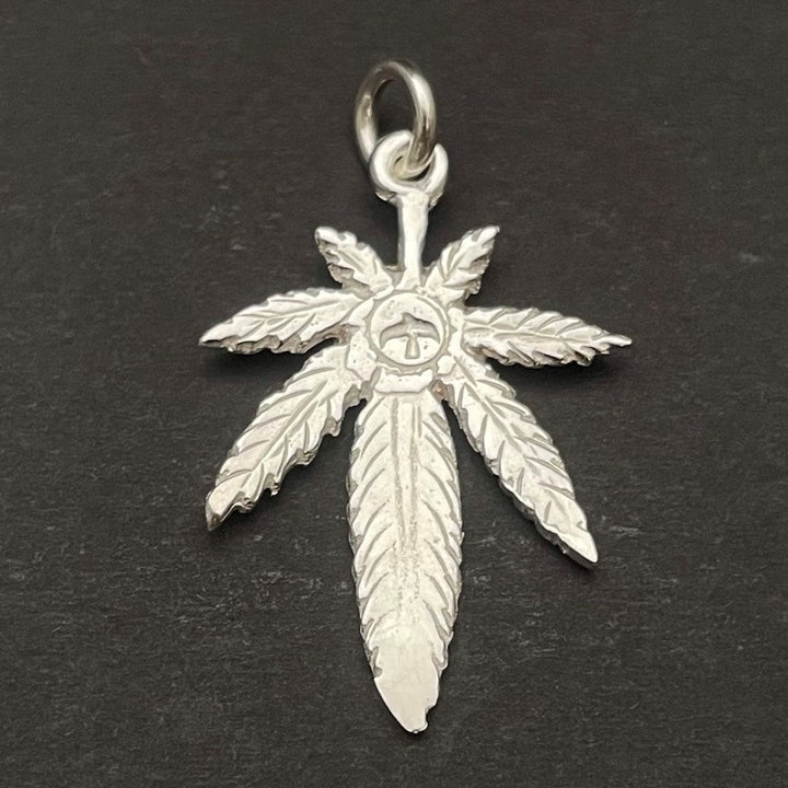 ゴローズ goro's [新品] K18メタル付グラス – DELTAone