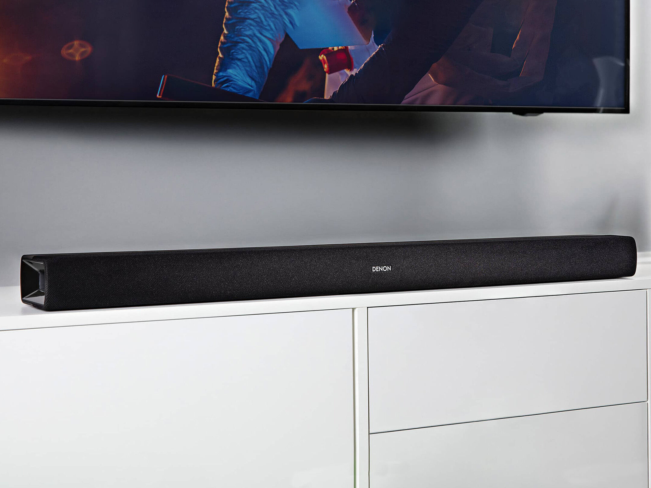 DHT-S216_scene-2.jpg?sw=768