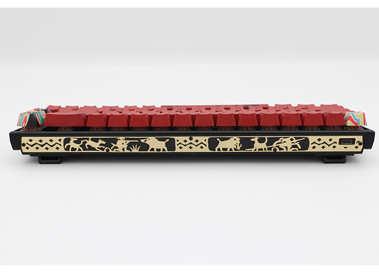 Ducky Year Of The Pig Cherry MX Silent Red RGB Limited Edition - Röd