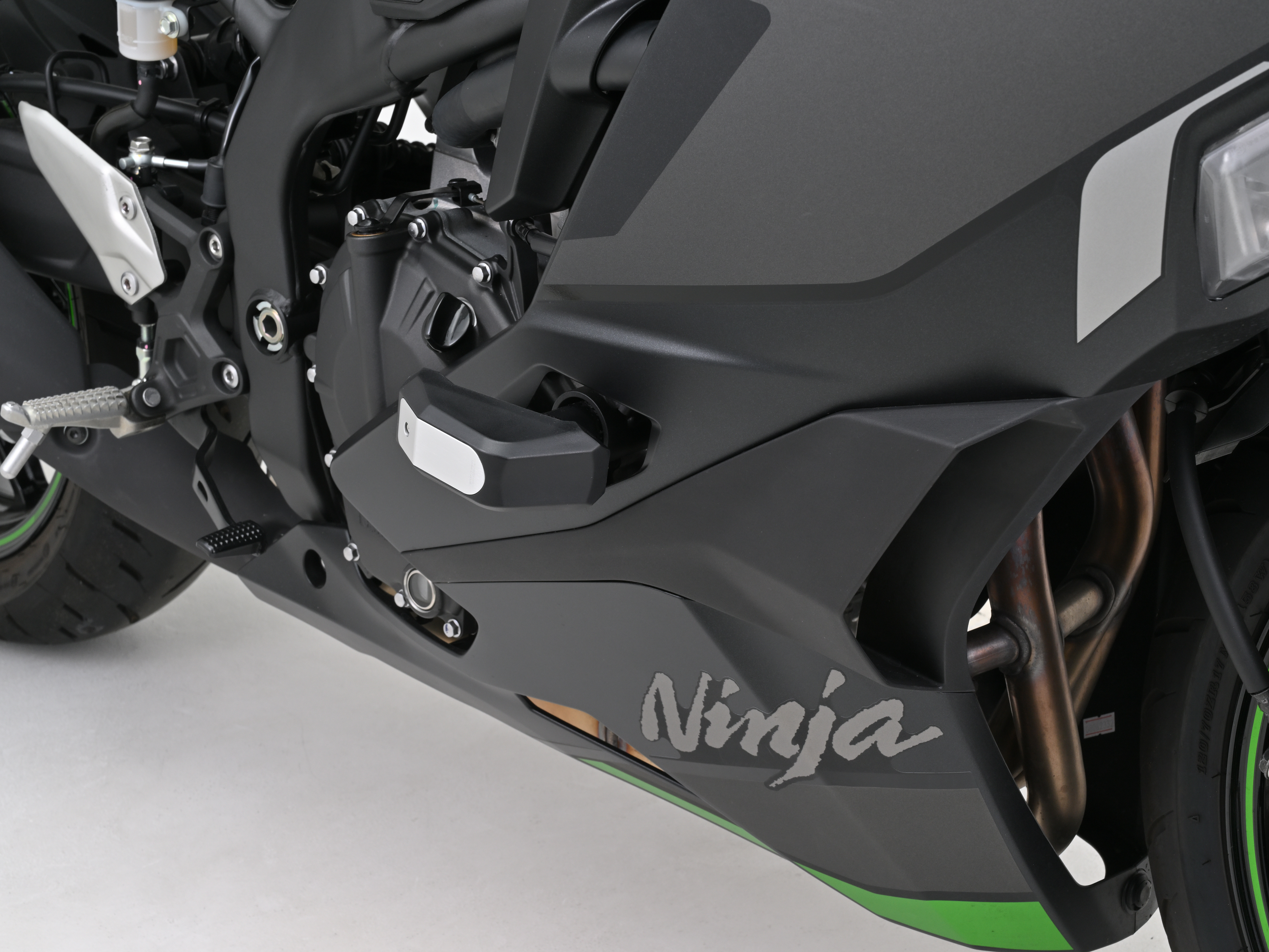 エンジンプロテクター ストリームライン Ninja ZX-4RR/4R SE、Ninja ZX