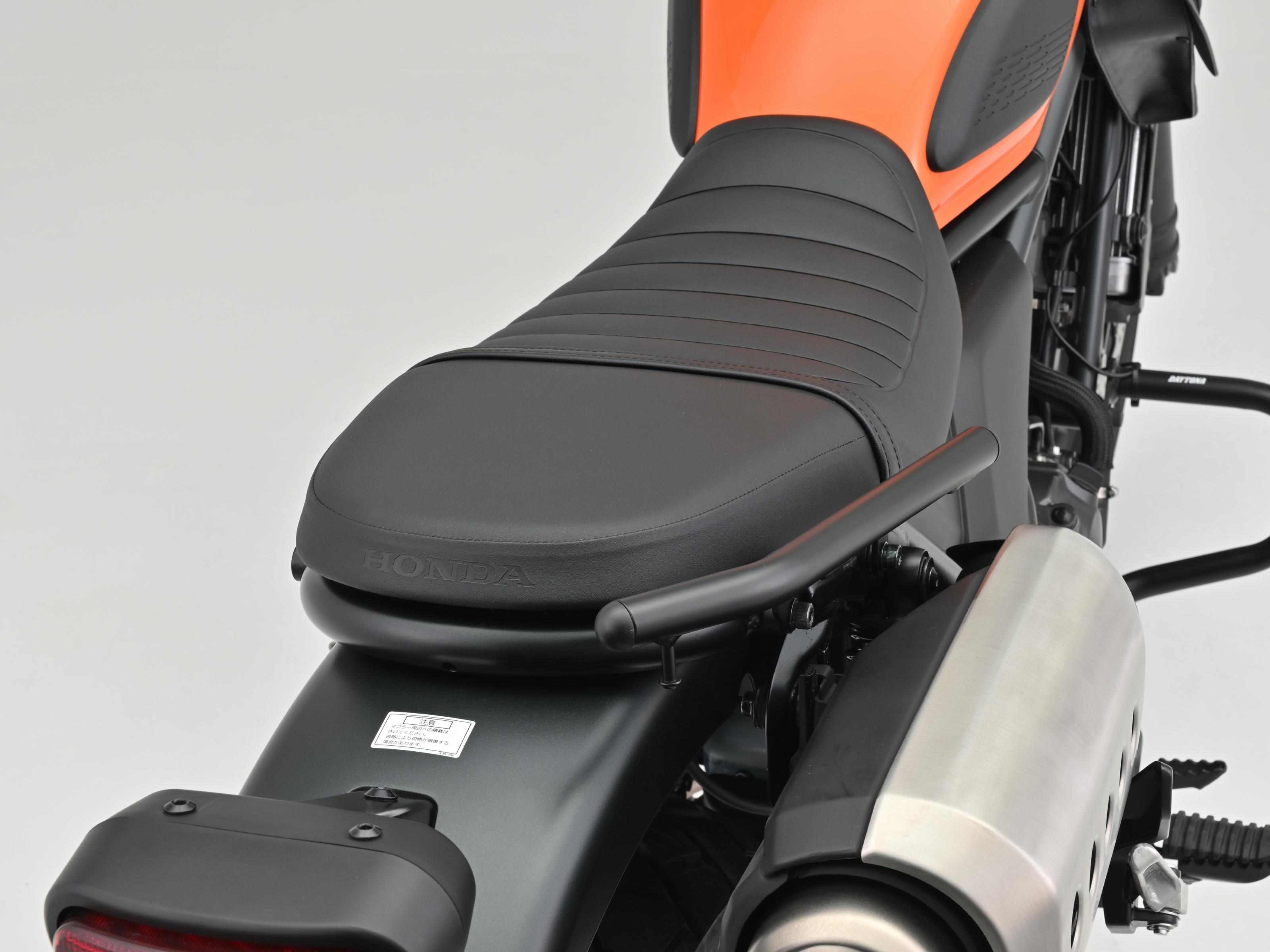 アシストグリップ 右側 CL250/500｜株式会社デイトナ