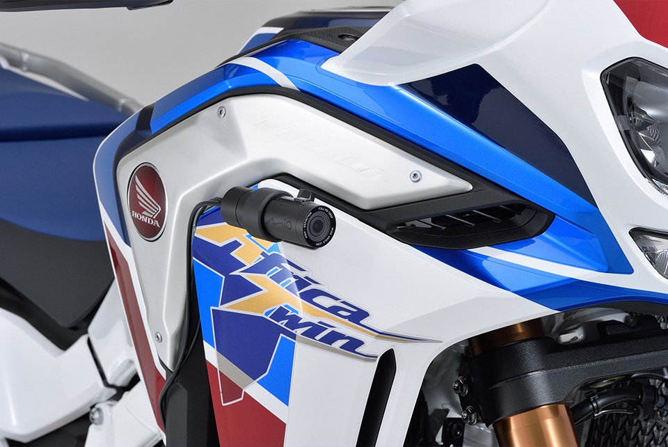 オートバイ専用GPSドライブレコーダー｜MIO M777D