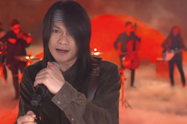 アーティスト・インタビュー》伝統音楽を革新するイサーン・ロッカー