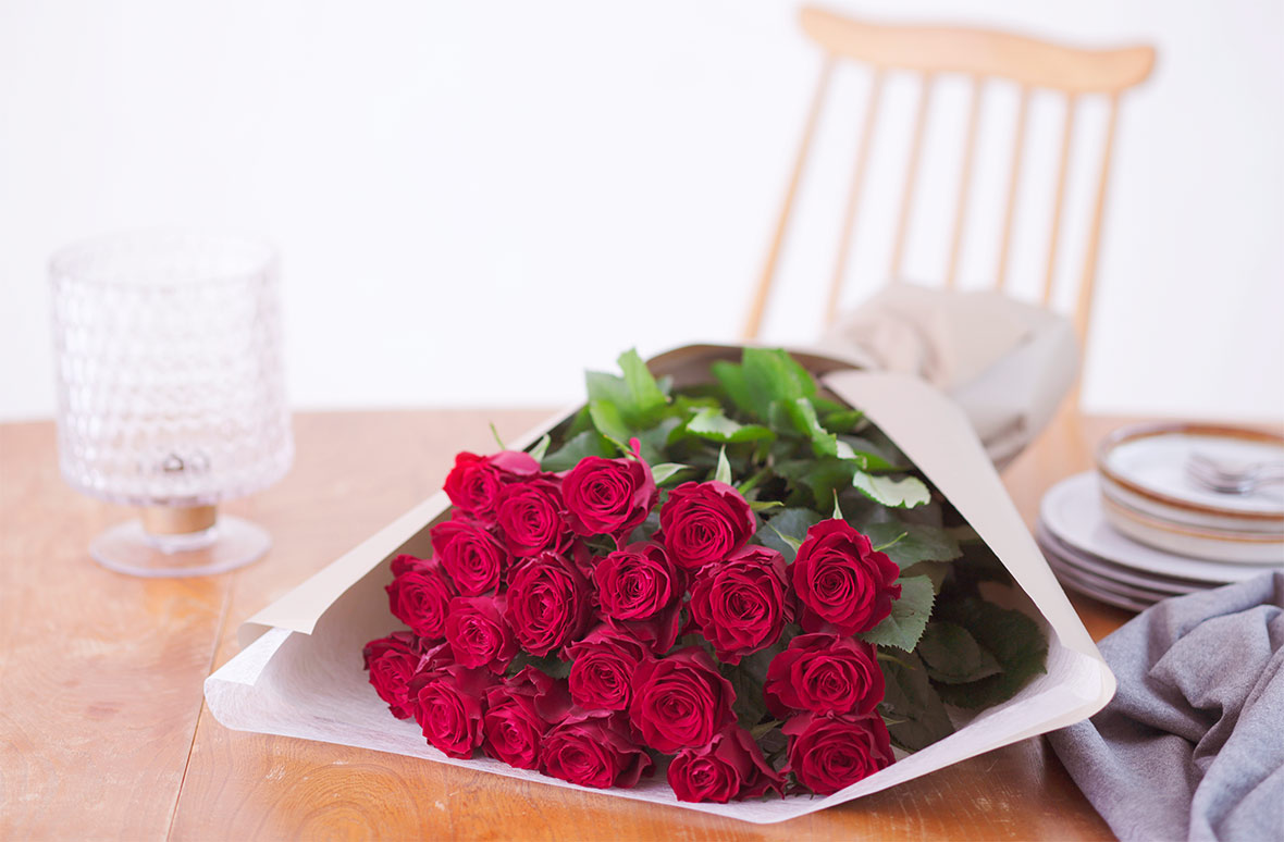 Pablok 薔薇75本 ユーカリ追加10本 ラッピング＆メッセージカード 特別