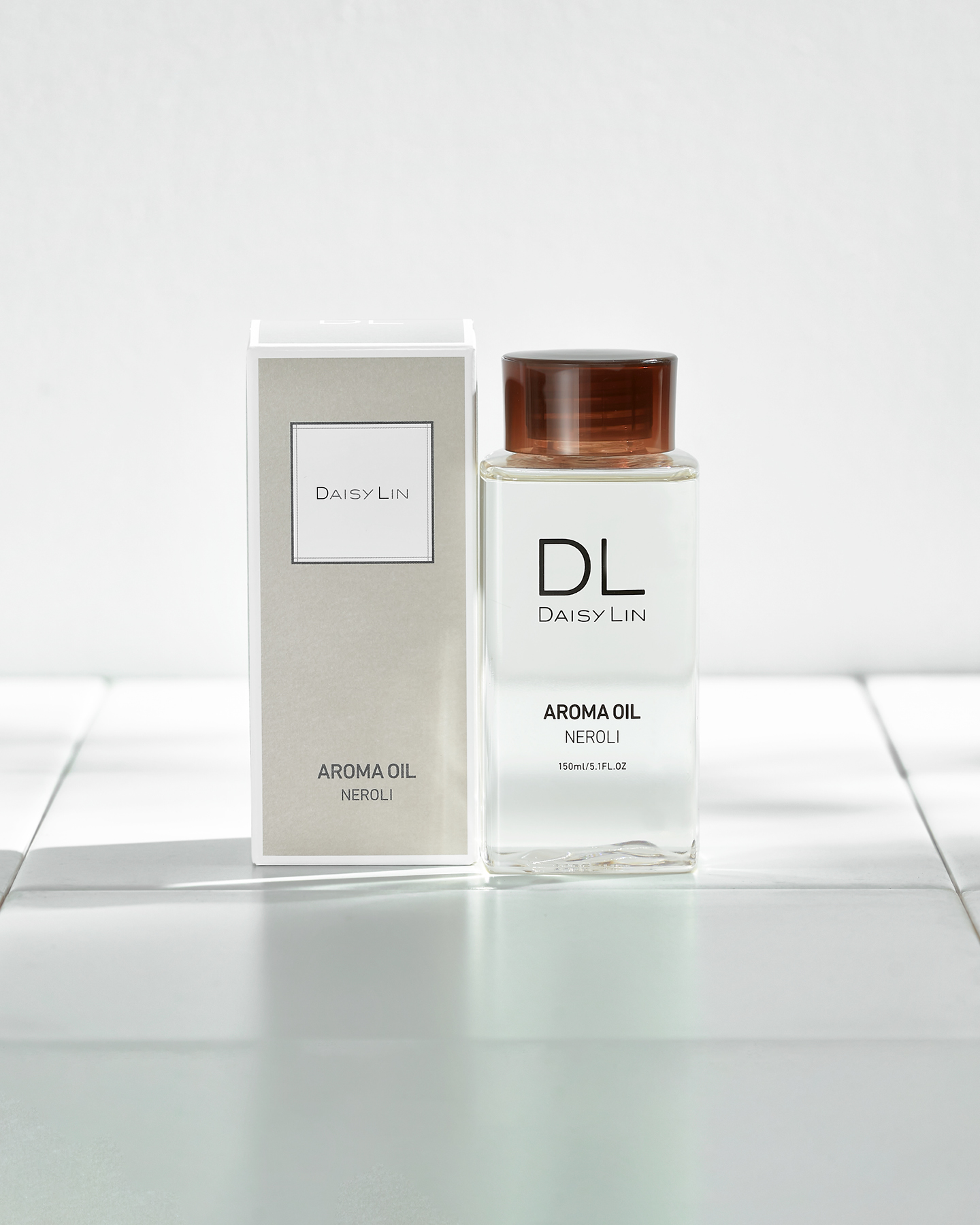 DAISY LIN | Official website and Online Boutique / DAISY LINアロマ