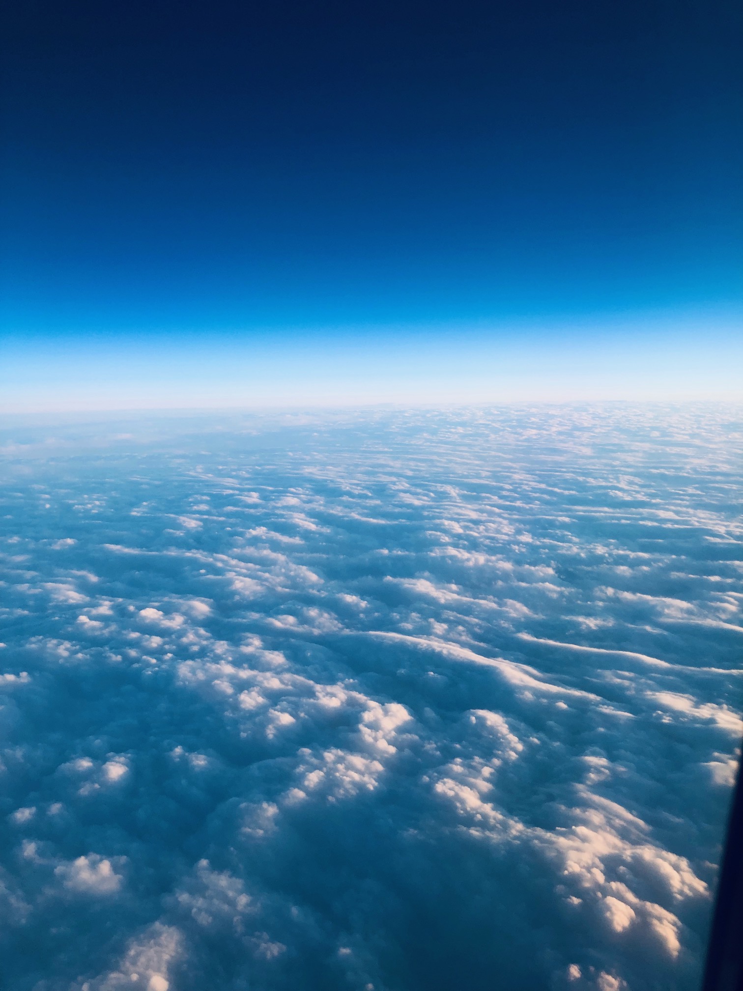 雲の上を歩いているような☆ - 株式会社ディ・アール｜構造物検査