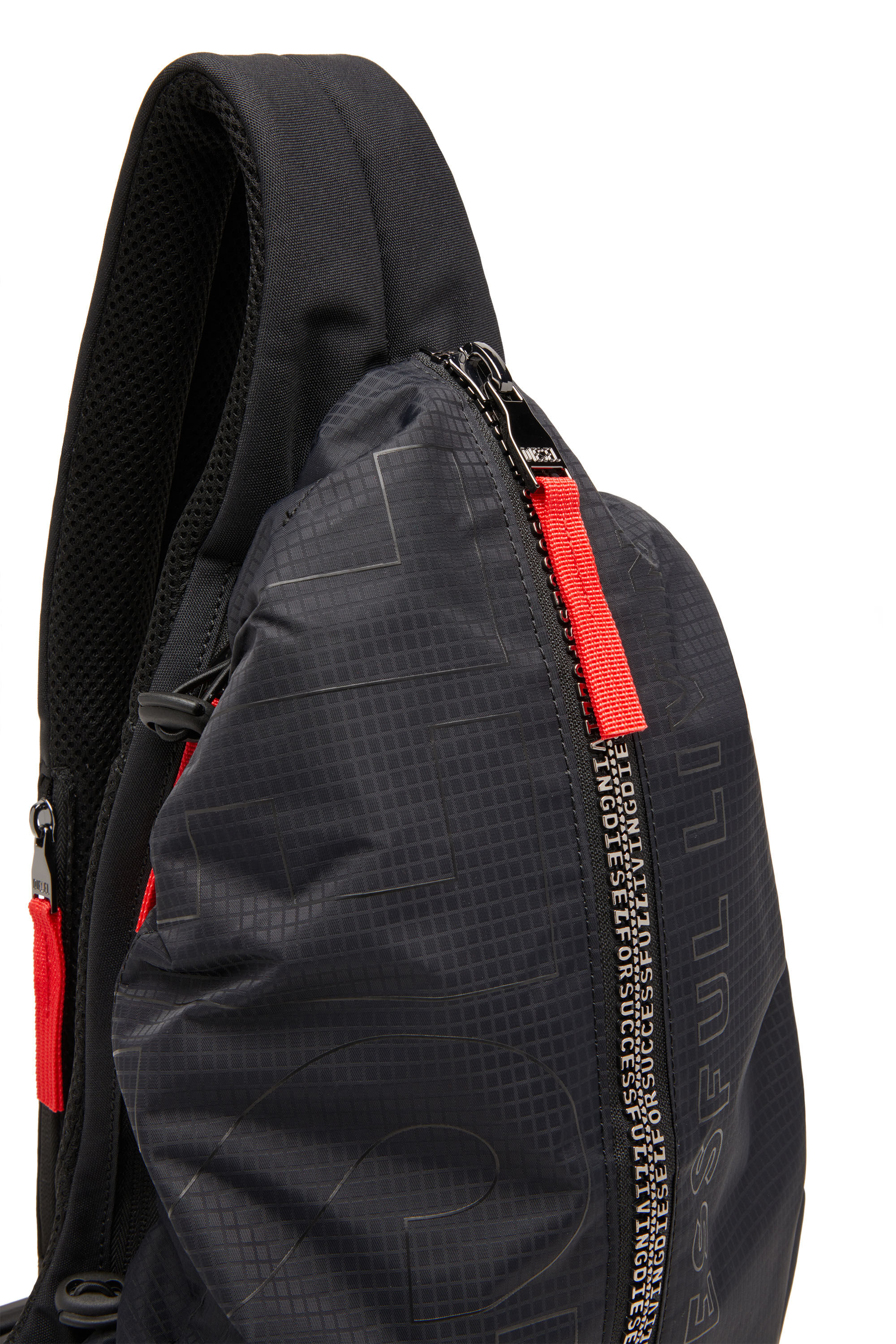 ZIP-D SLING BAG X Zip-D-Sling backpack in check-jacquard shell