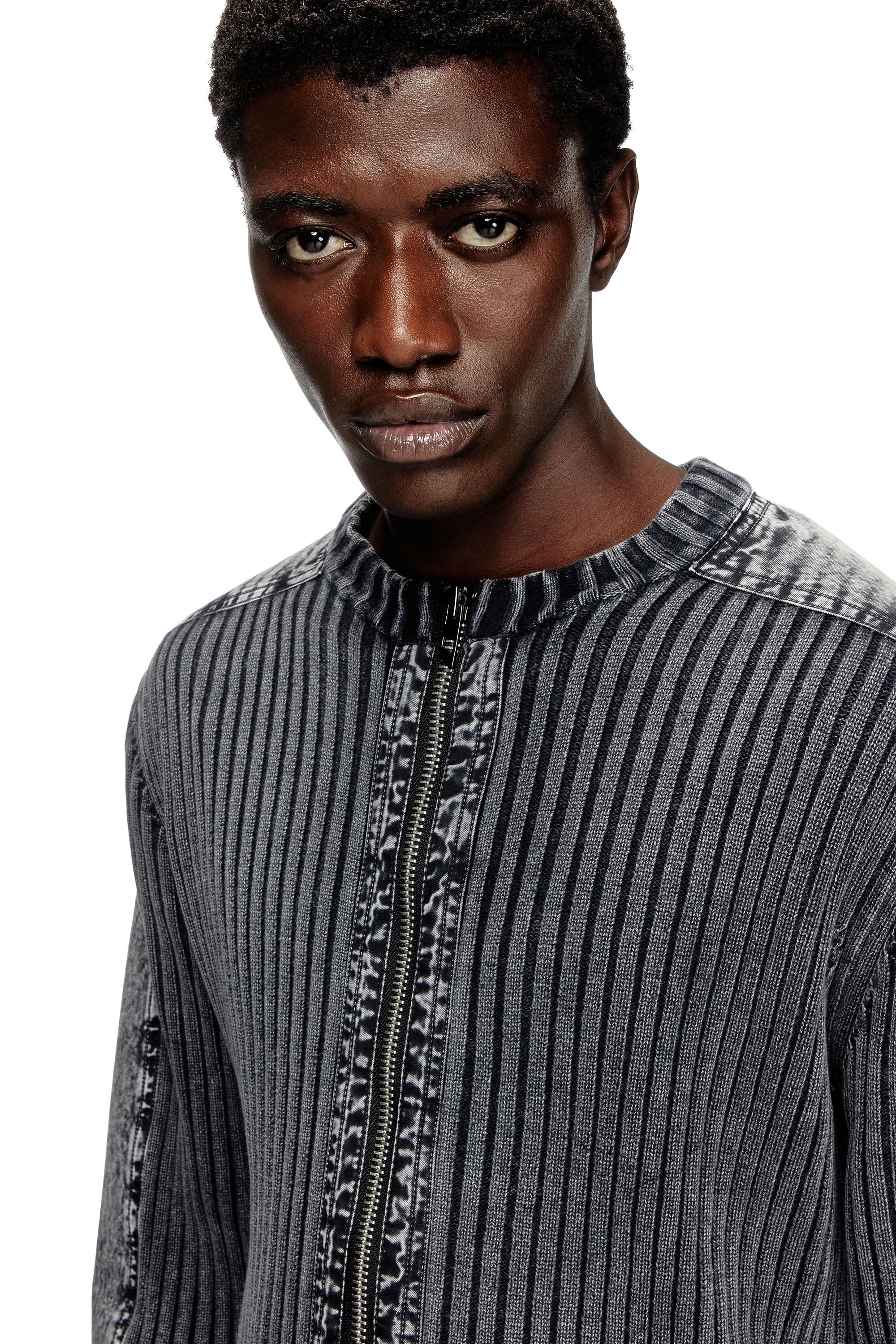 DIESEL®】メンズ フルジップカーディガン｜ディーゼル公式オンラインストア