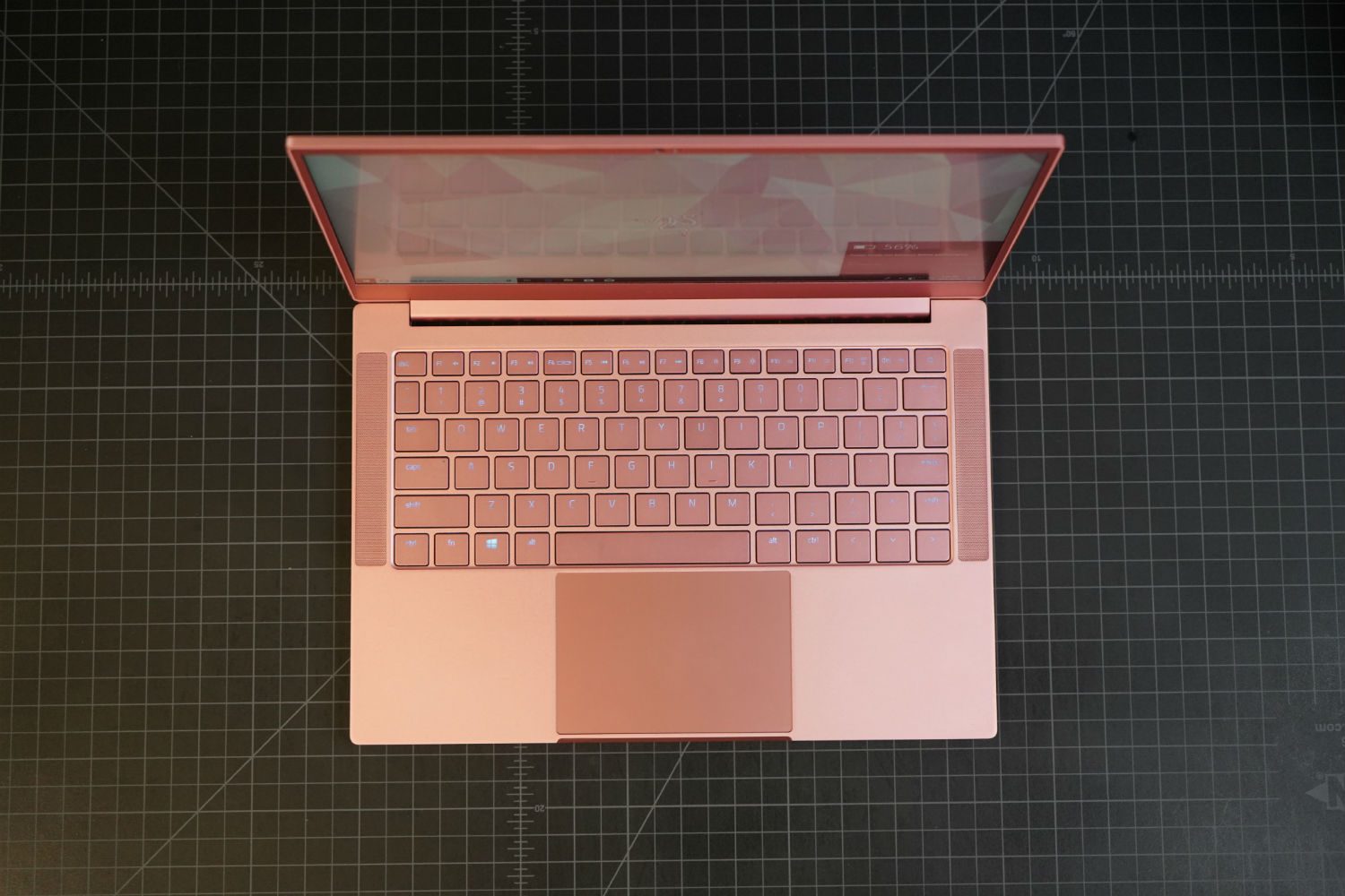 Razer's awesomely outrageous pink laptop gives subtle the middle