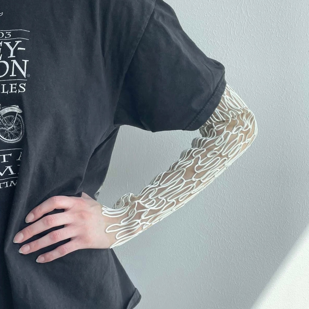 KASIA KUCHARSKA – dim at noon