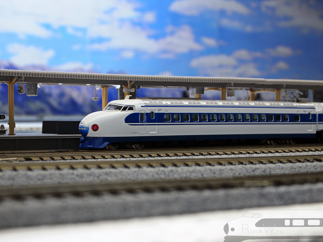 Tomix 山陽新幹線博多開業30周年記念「0系ひかり」 - Diocolle