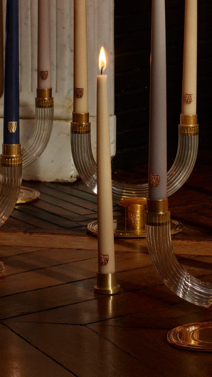 Ambre (アンブル) - フレグランス テーパーキャンドル | Diptyque Paris