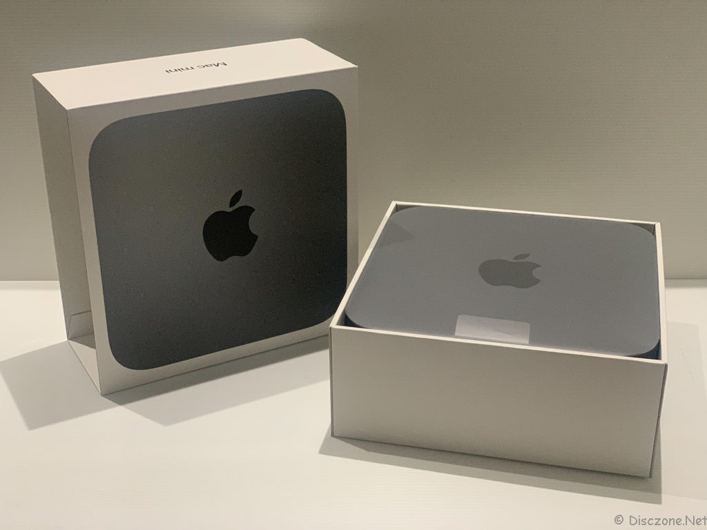 Review of Apple's Mac Mini 2018 - Unboxing -