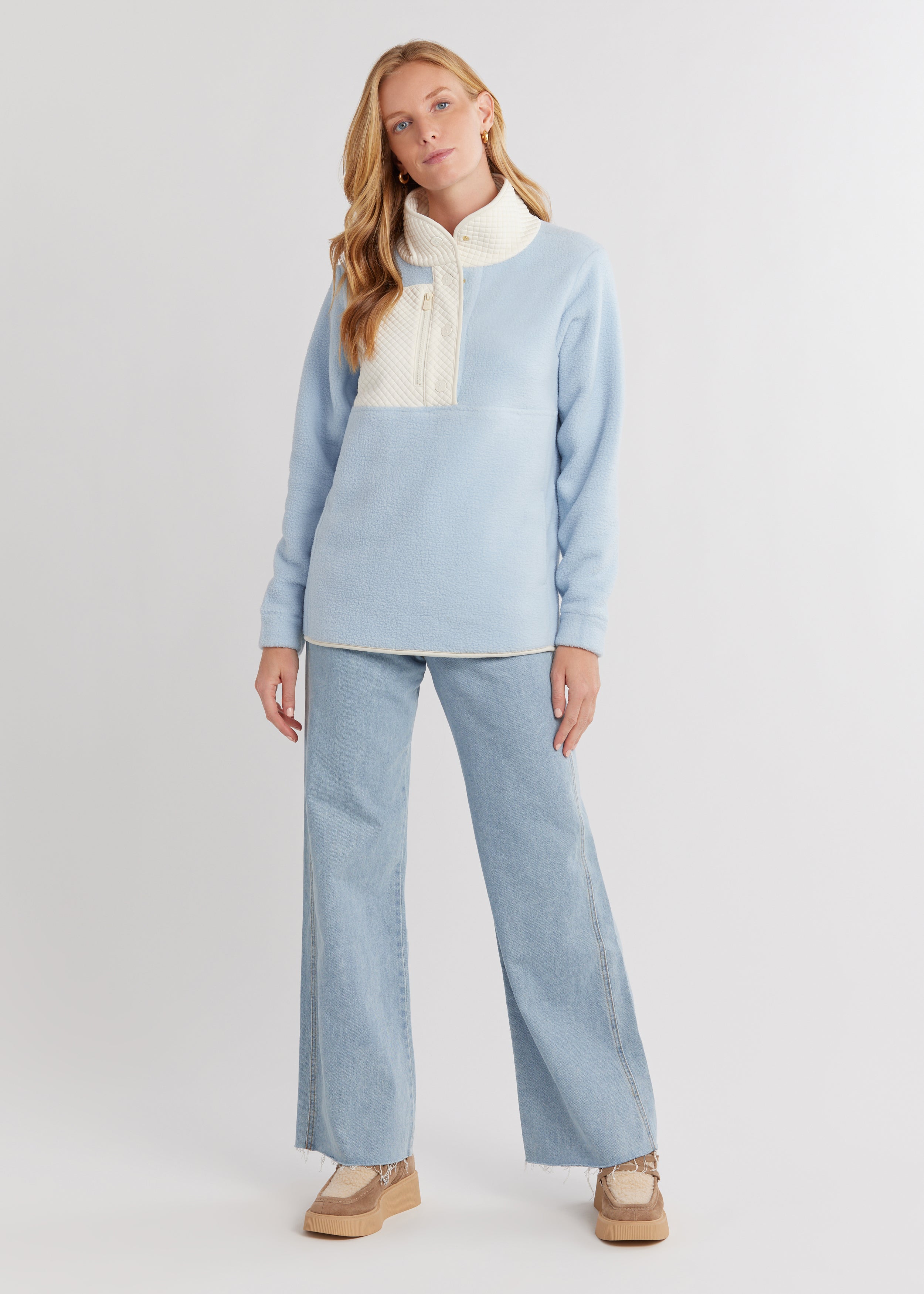 Cherry Lawn Pullover in Sherpa Fleece (Ice Blue/Cream) – Dudley